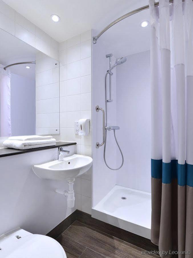 Travelodge London Central Waterloo Buitenkant foto