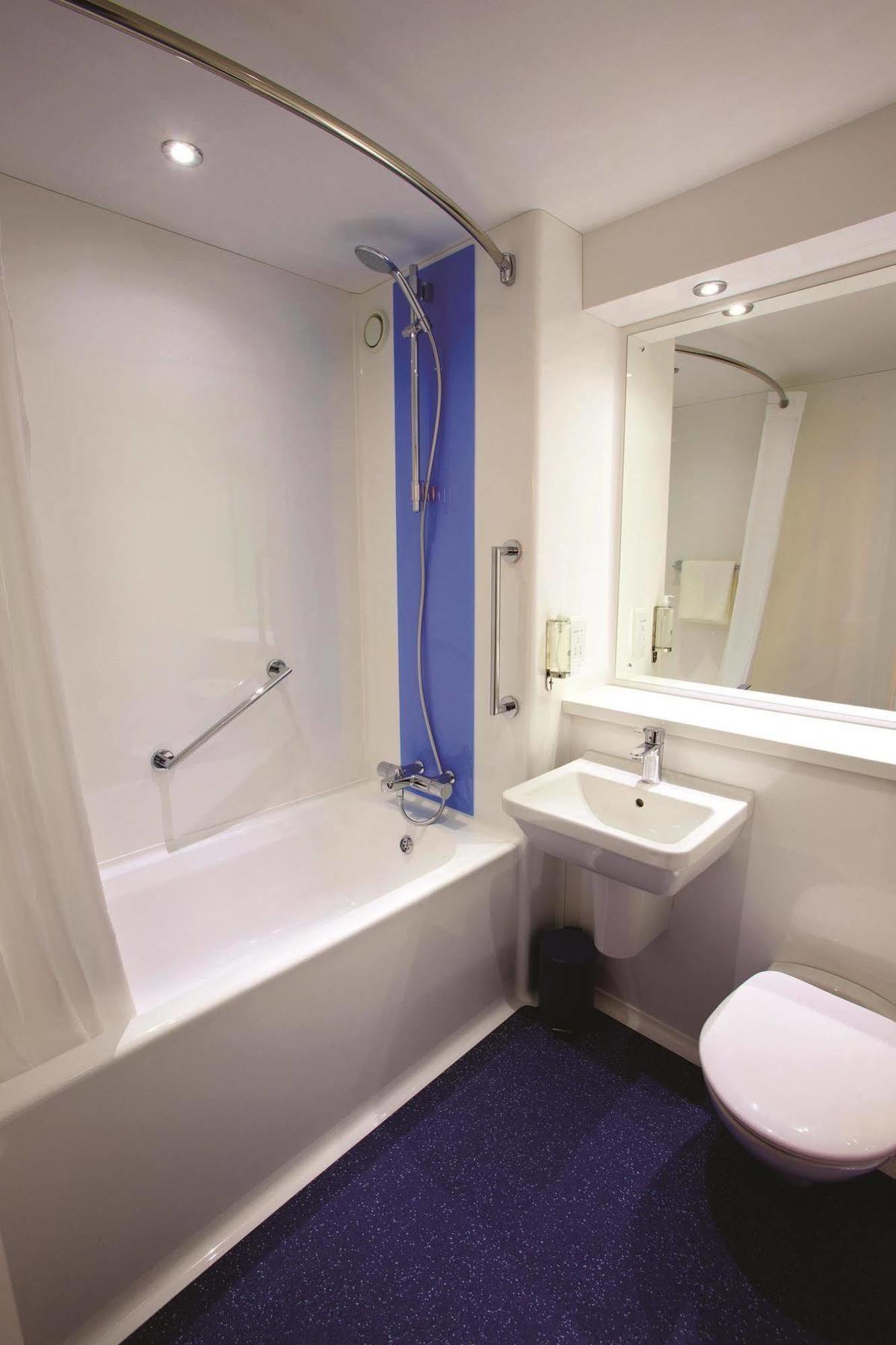 Travelodge London Central Waterloo Buitenkant foto